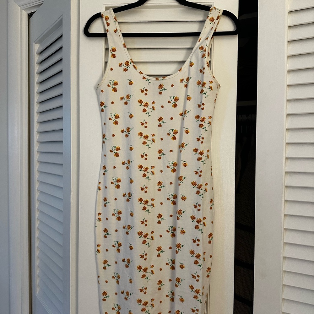 Bodycon Floral Sleeveless Mini Dress - White